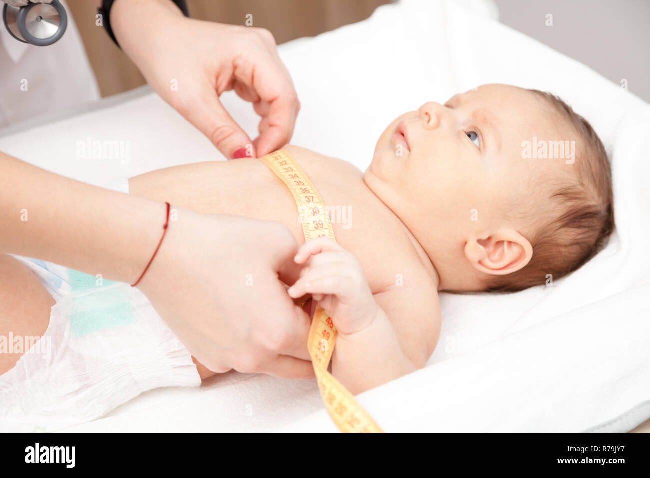 Chest measurement hires stock photography and images Alamy