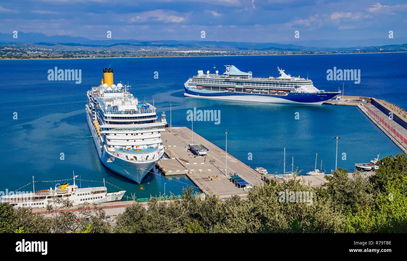 Costa Cruises cruise liner Costa Luminosa moored in port of Katakolon Greece Europe with Marella Discovery 2 at terminal crociere katakolo right Stock Photo