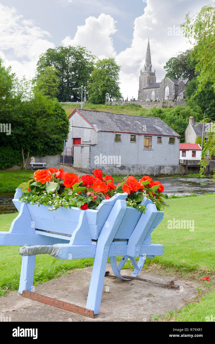 Barrow — ring-barrow in Castletownroche