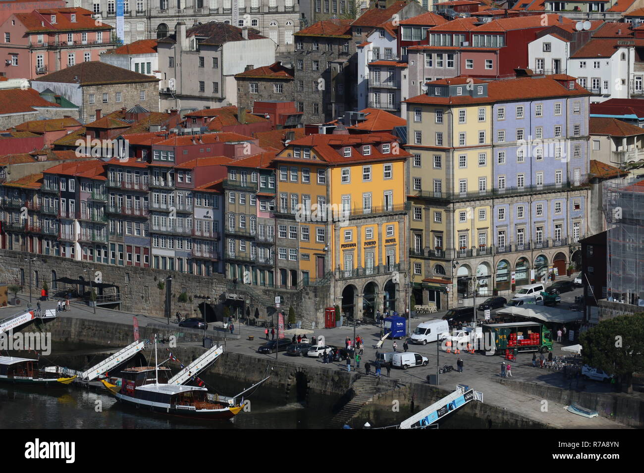 Europid hi-res stock photography and images - Alamy