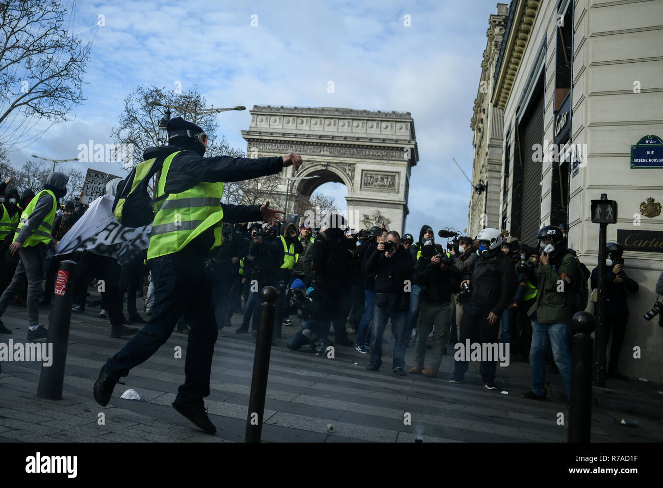 Yellow Vests Protesters Stock Photos Yellow Vests