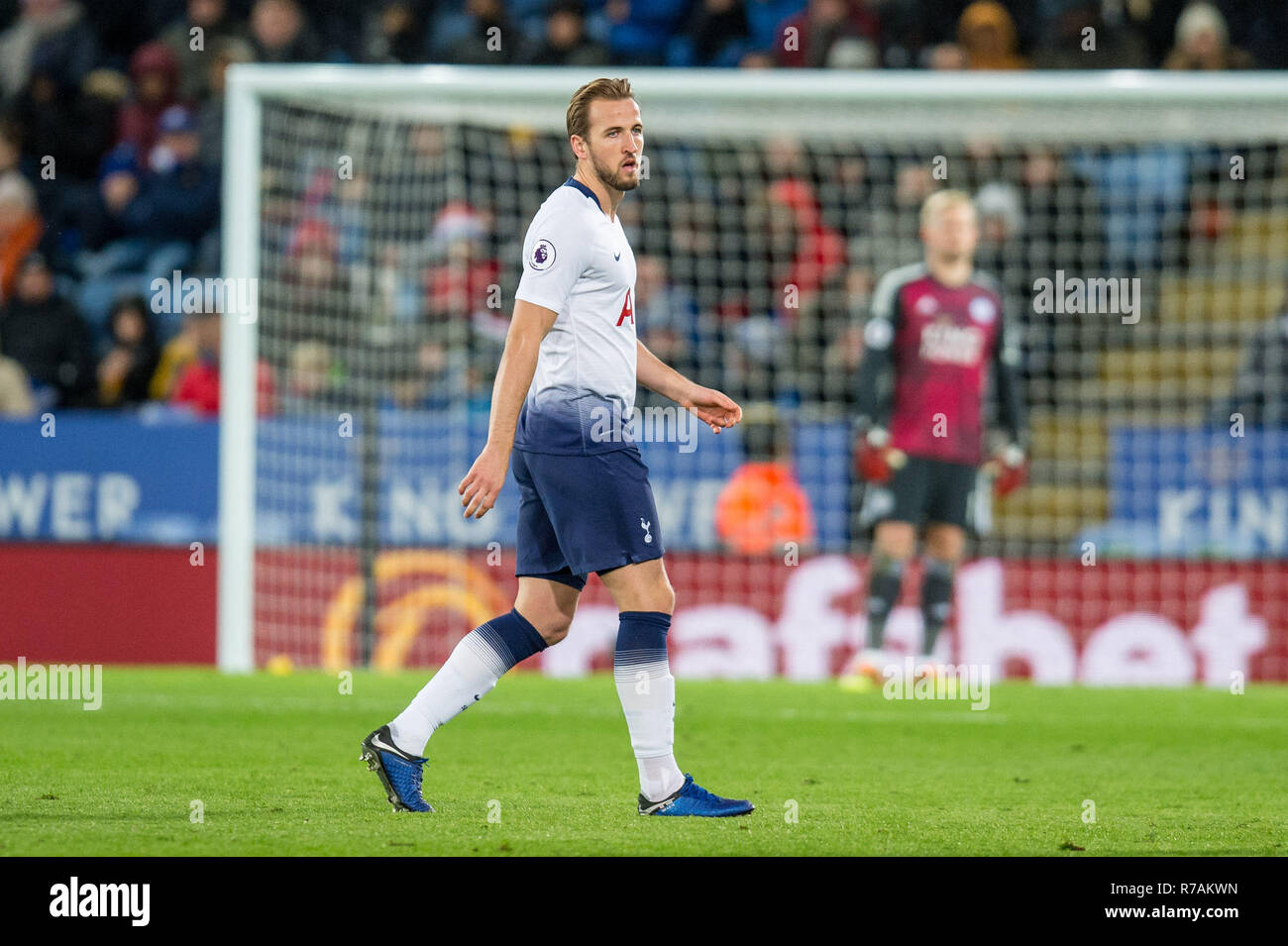 Leicester, UK. 8th Dec 2018. Harry Kane of Tottenham Hotspur during the Premier League match between Leicester City and Tottenham Hotspur at the King Power Stadium, Leicester, England on 8 December 2018. Photo by Matthew Buchan.  Editorial use only, license required for commercial use. No use in betting, games or a single club/league/player publications. Credit: UK Sports Pics Ltd/Alamy Live News Stock Photo