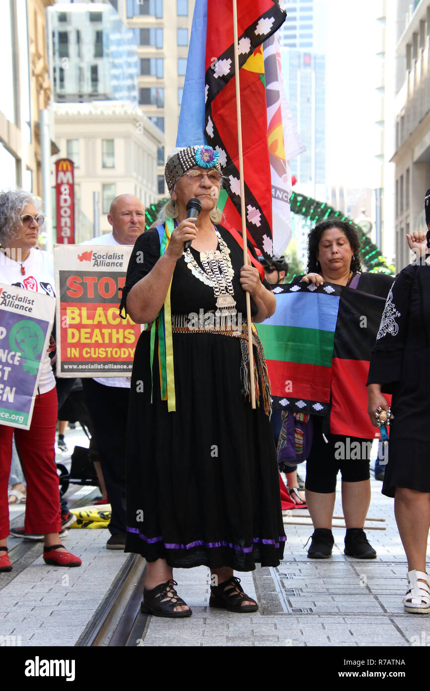 Protest aboriginal woman hi-res stock photography and images - Alamy