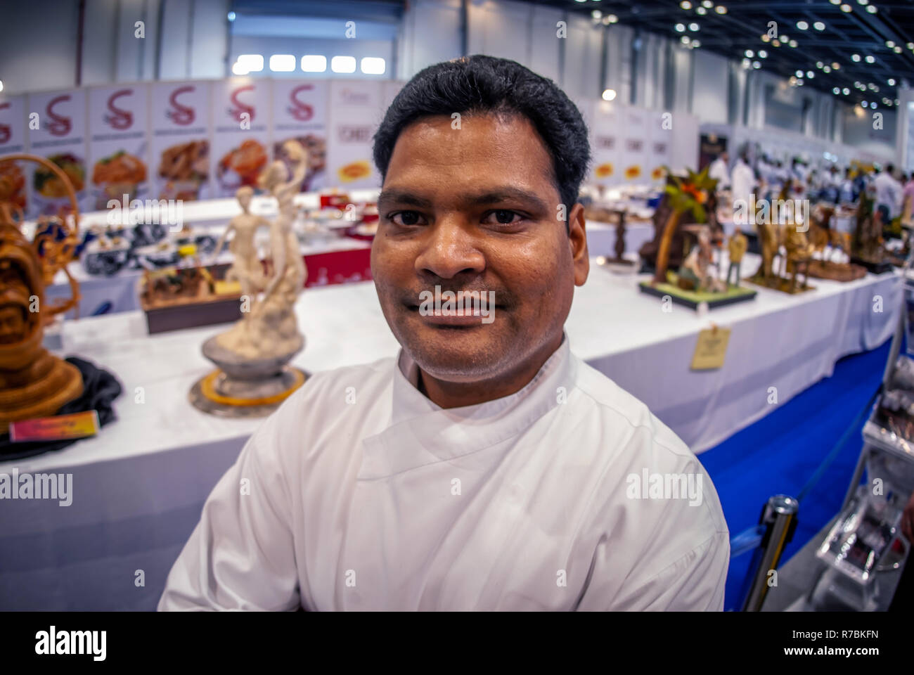 A Dubai Pastry Chef Working at an exhibition in Dubai Stock Photo Alamy