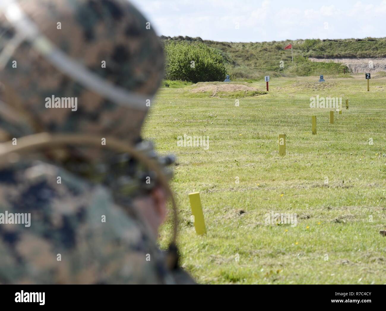 Sa80 a2 rifle hi-res stock photography and images - Alamy