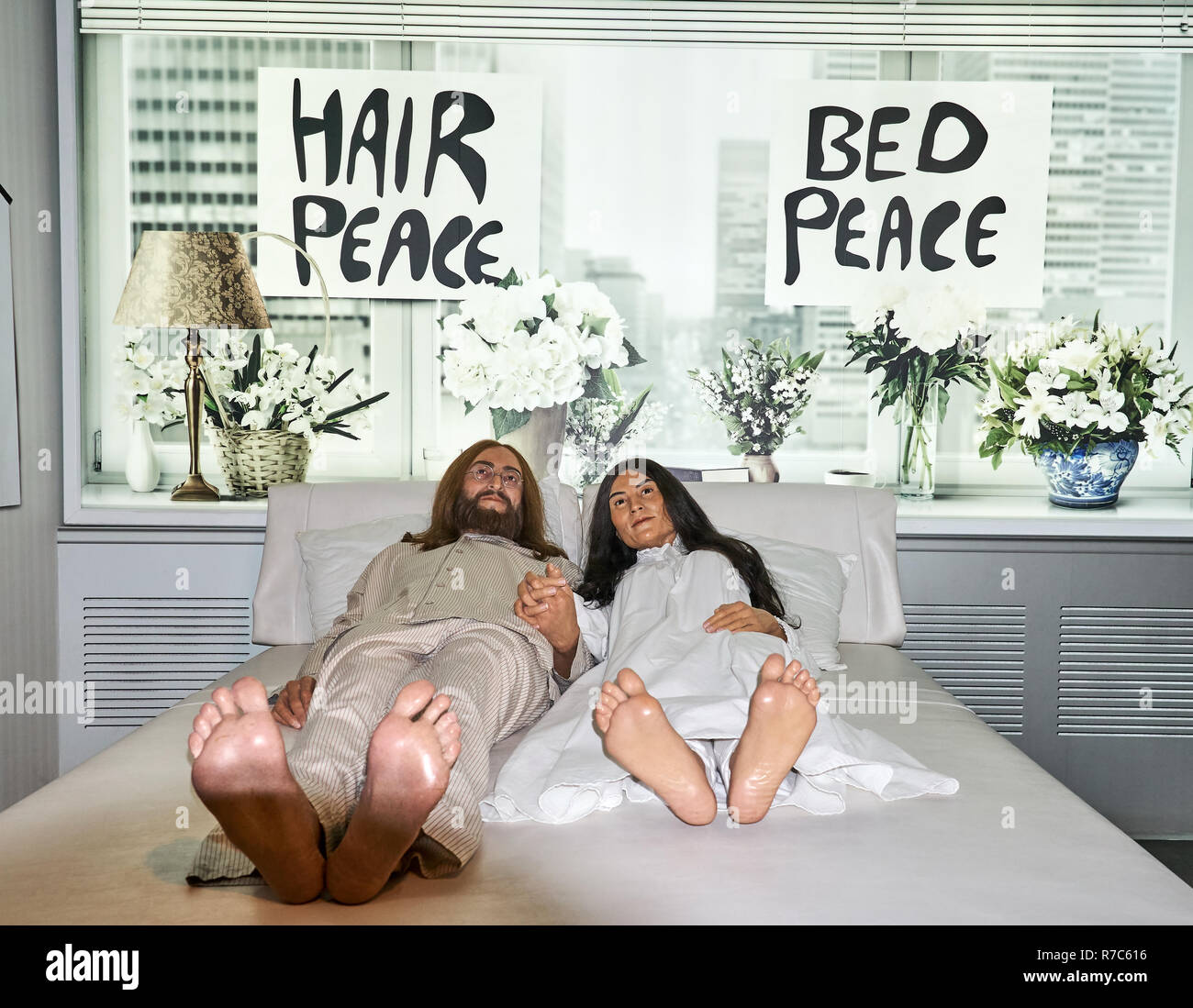 John Lennon And Yoko Ono Bed In