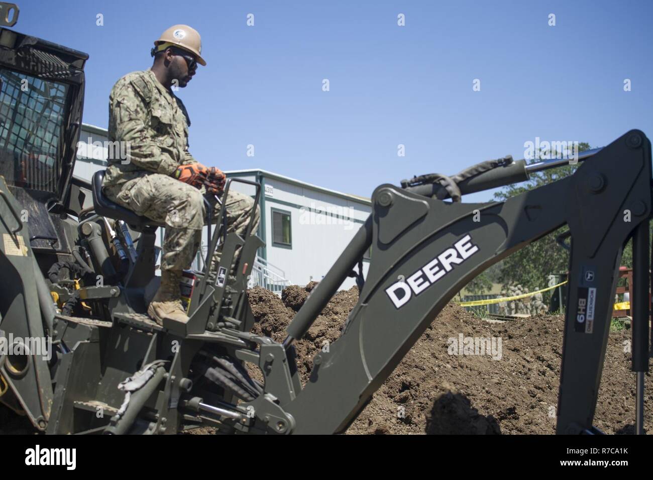 FORT HUNTER LIGGETT, Calif. (May 11, 2017) - Equipment Operator 2nd ...