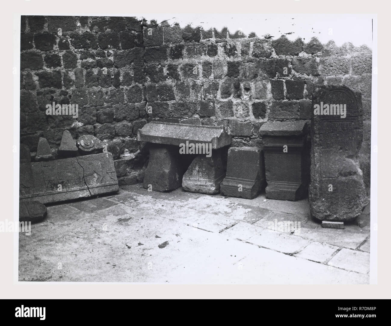 Roman cippi hi-res stock photography and images - Alamy