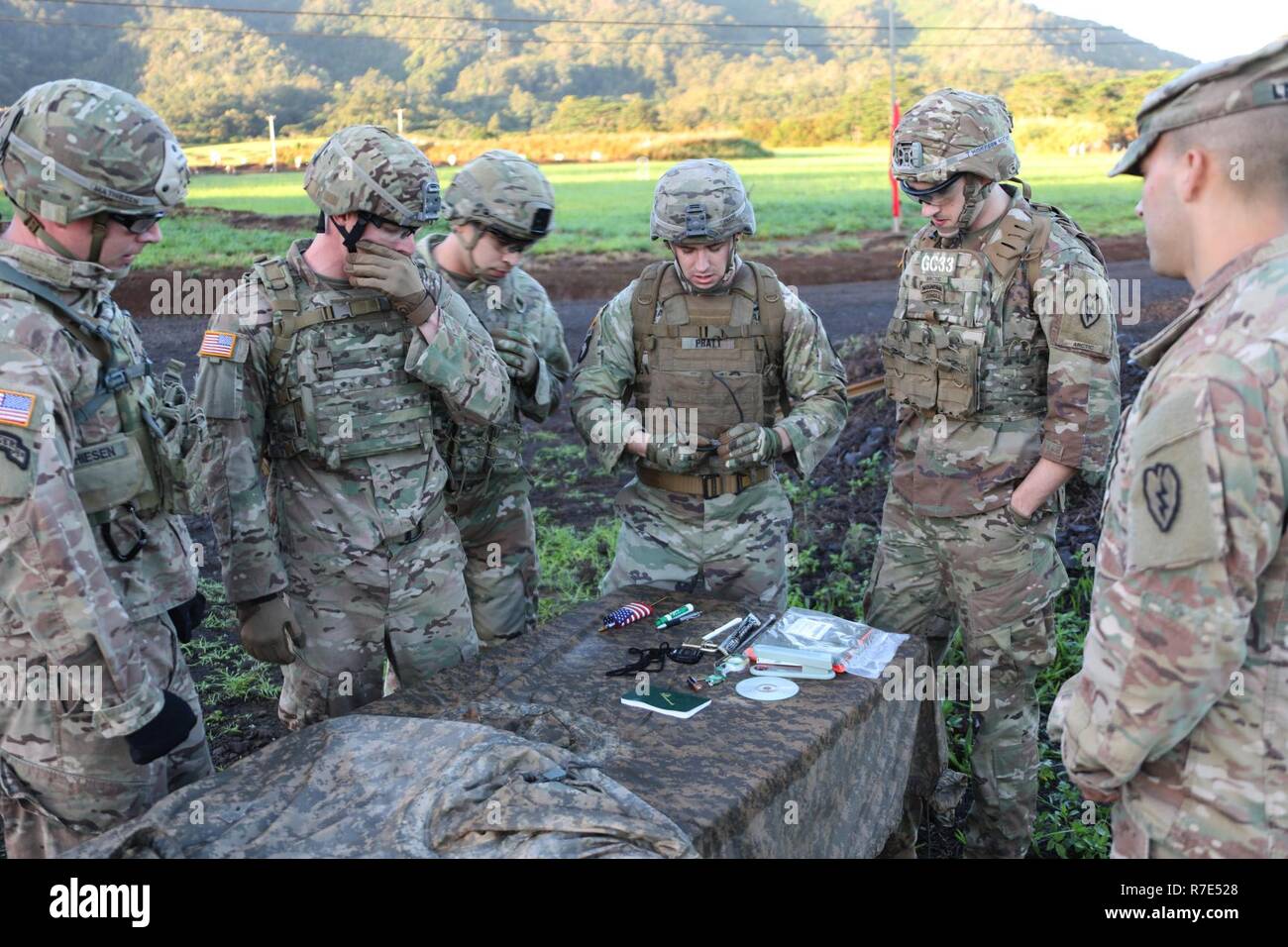 Kims game hi-res stock photography and images - Alamy
