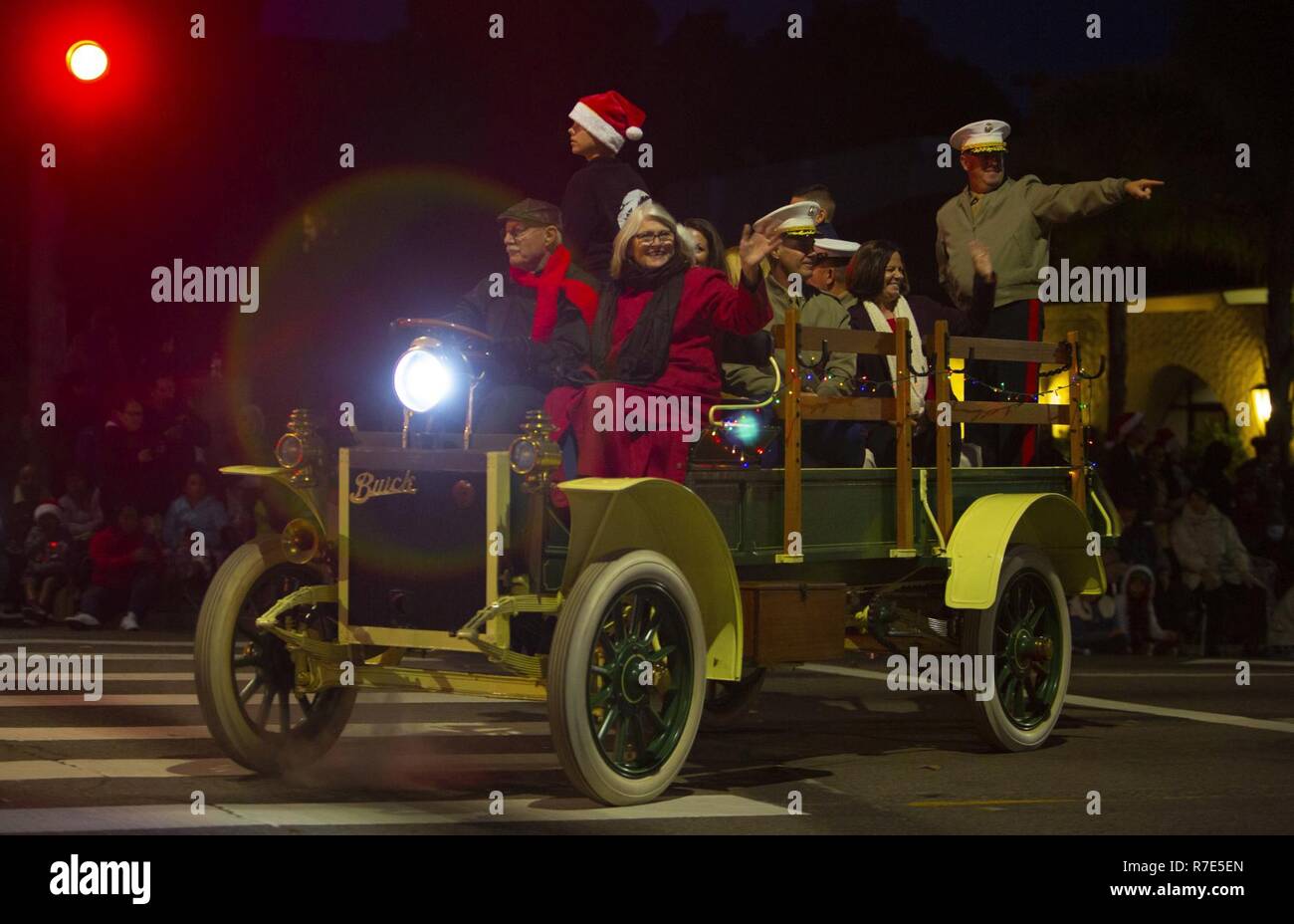 Fallbrook Ca Christmas Parade 2022 Holt Christmas High Resolution Stock Photography And Images - Alamy