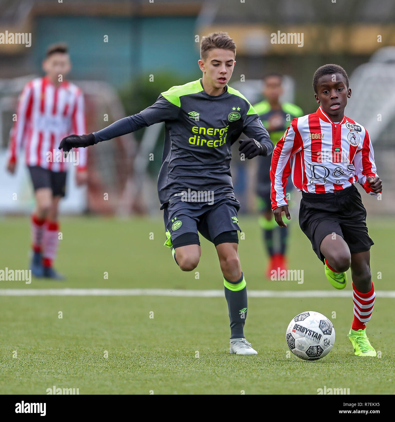 Rotterdam 08 12 18 Sparta U14 Psv U14 Football Rmc Jeugdcomplex Season 18 19 Sparta U14 Player Ayoni Santos Psv U14 Player Enzo Geerts During The Match Sparta U14 Psv U14 0 2 Stock Photo Alamy