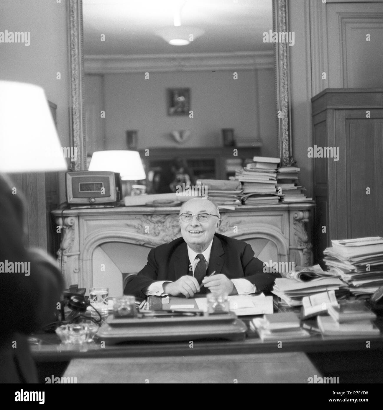 Communist politician Jacques Duclos is pictured in his office in Paris, France, in November 1970. Duclos reached 21, 2 percent in the French presidential elections in 1969, the highest percentage a Communist candidate ever reached. Photo: Wilfried Glienke | usage worldwide Stock Photo