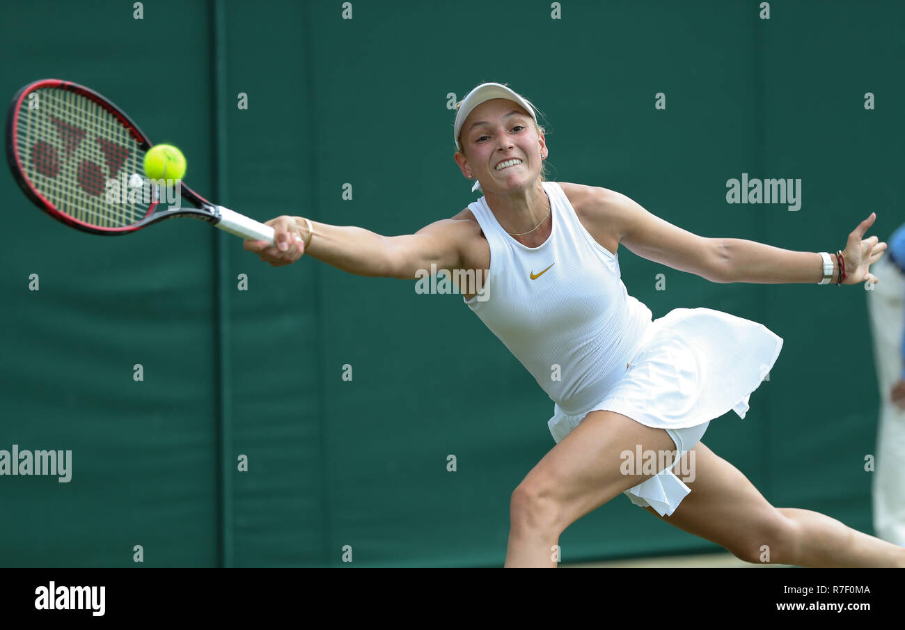Croatian player Donna Vekic in action at Wimbledon,London, United Kingdom Stock Photo
