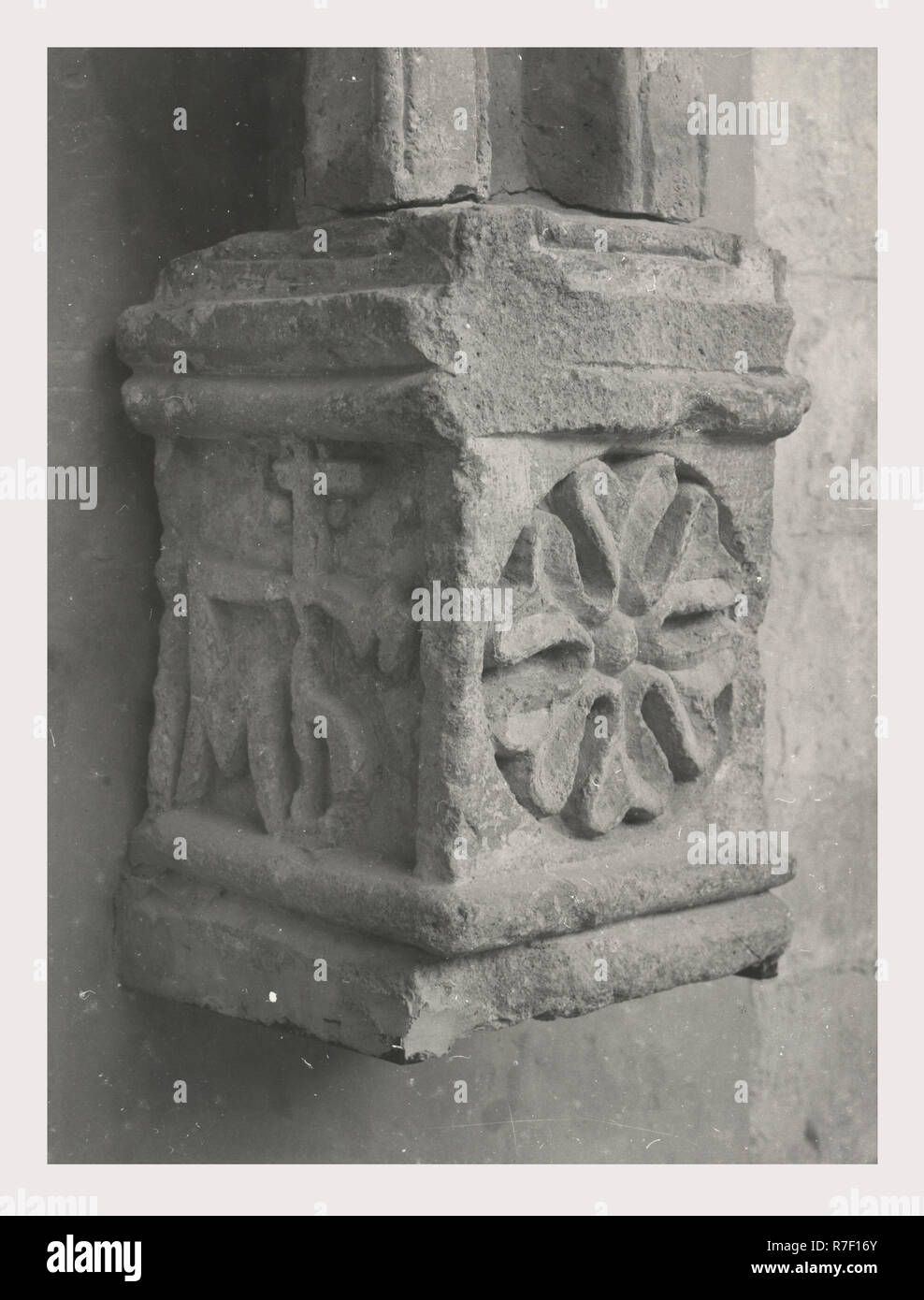 Marches Macerata San Severino Marche Museo Archeologico, this is my Italy, the italian country of visual history, Antiquities Interior views of Roman spolia, gravestones, an altar and architectural fragments. The Museo Archeologico is dedicated to Giuseppe Moretti. Stock Photo