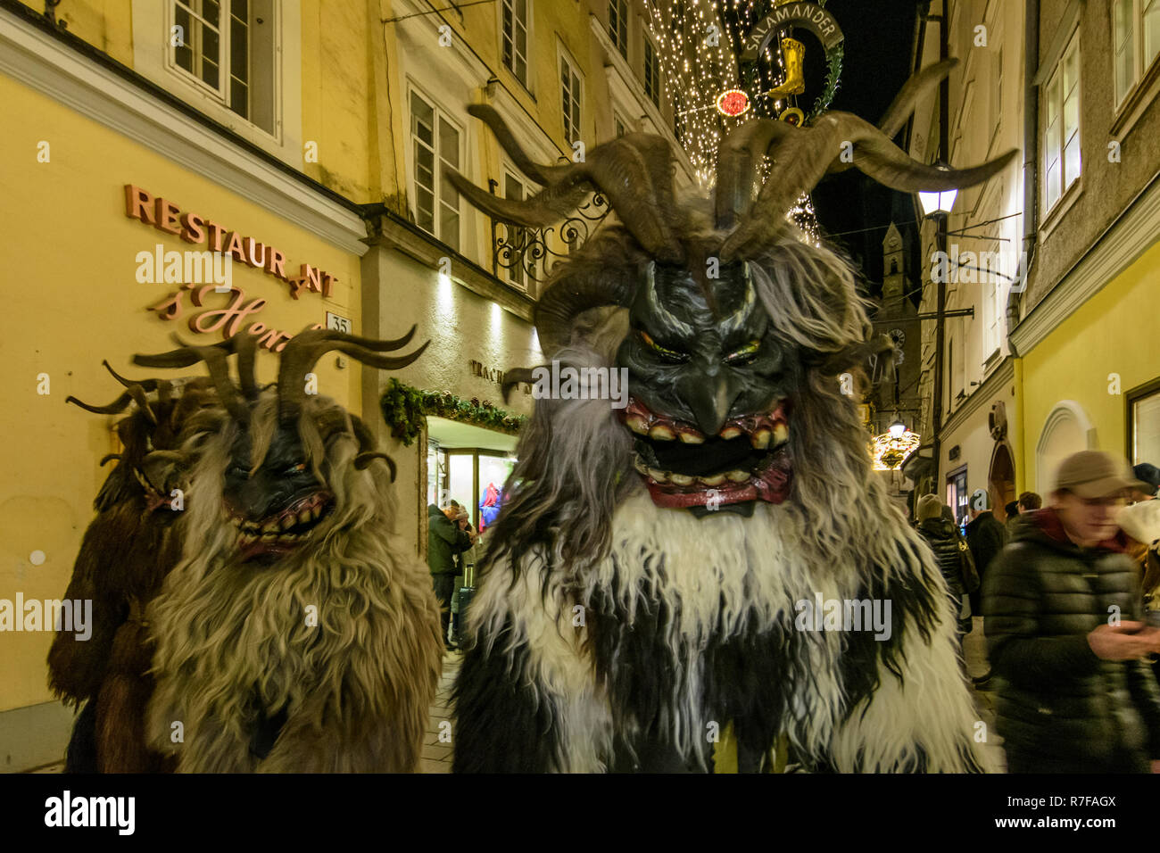 Salzburg Krampuslauf (KrampusLauf, Perchtenlauf, Krampus run, mask