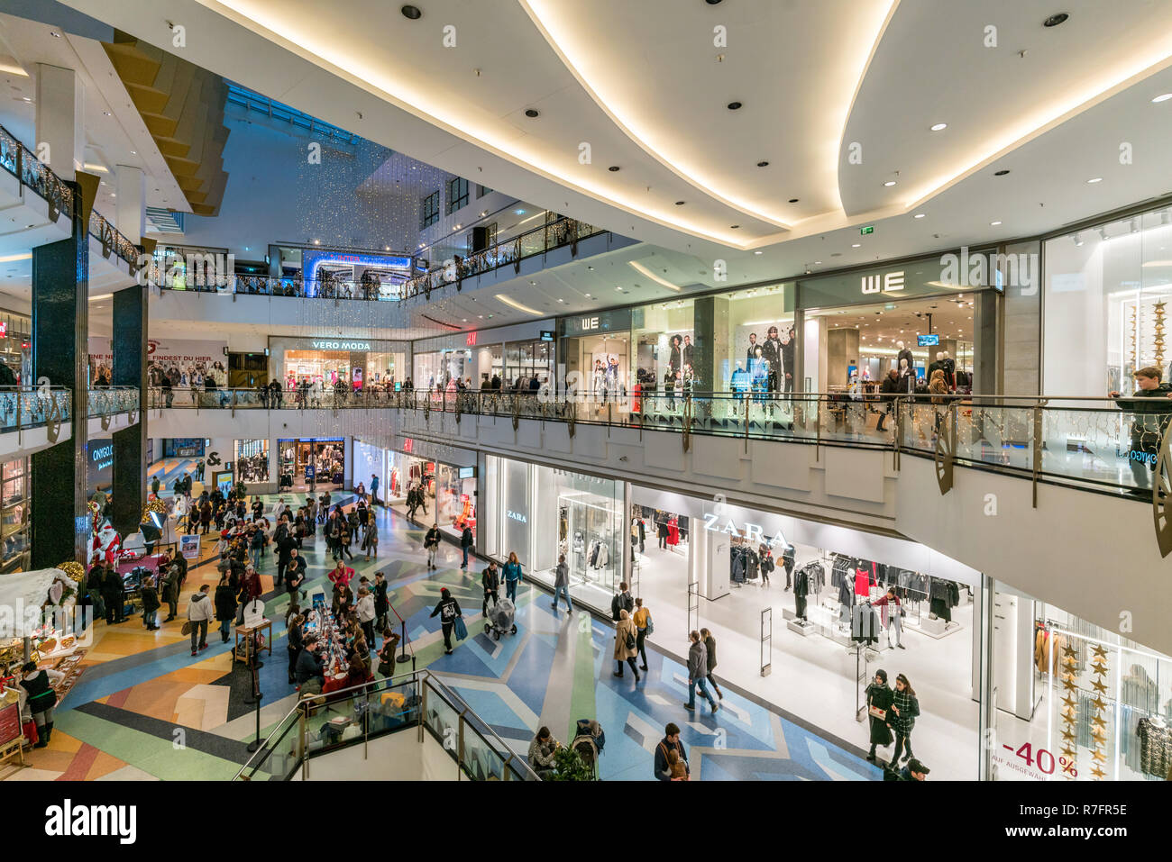 Alexa Shopping Center High Resolution Stock Photography and Images - Alamy