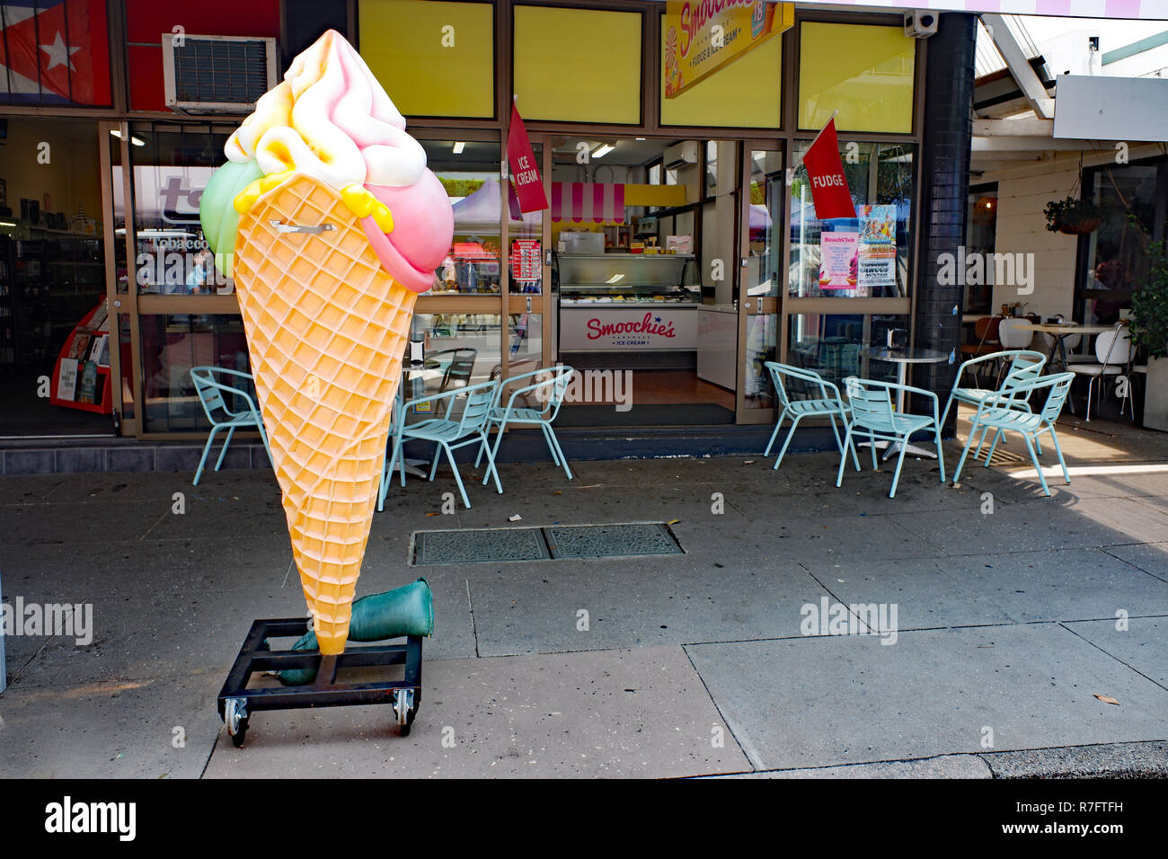HUGE ICE CREAM CONE Stock Photo Alamy