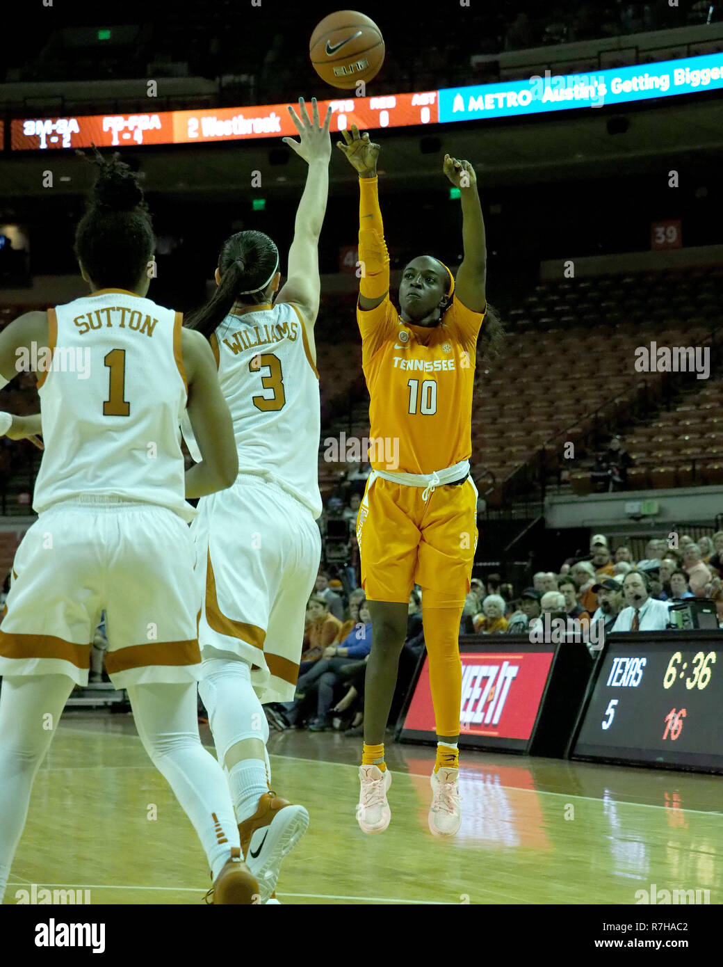 Dec 9, 2018. Meme Jackson 10 of the Tennessee Lady Volunteers in