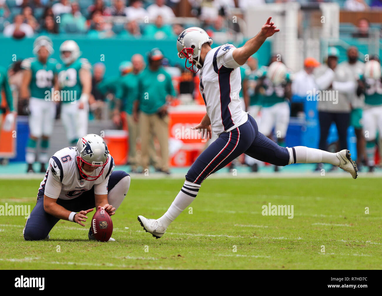 Stephen gostkowski hi-res stock photography and images - Alamy