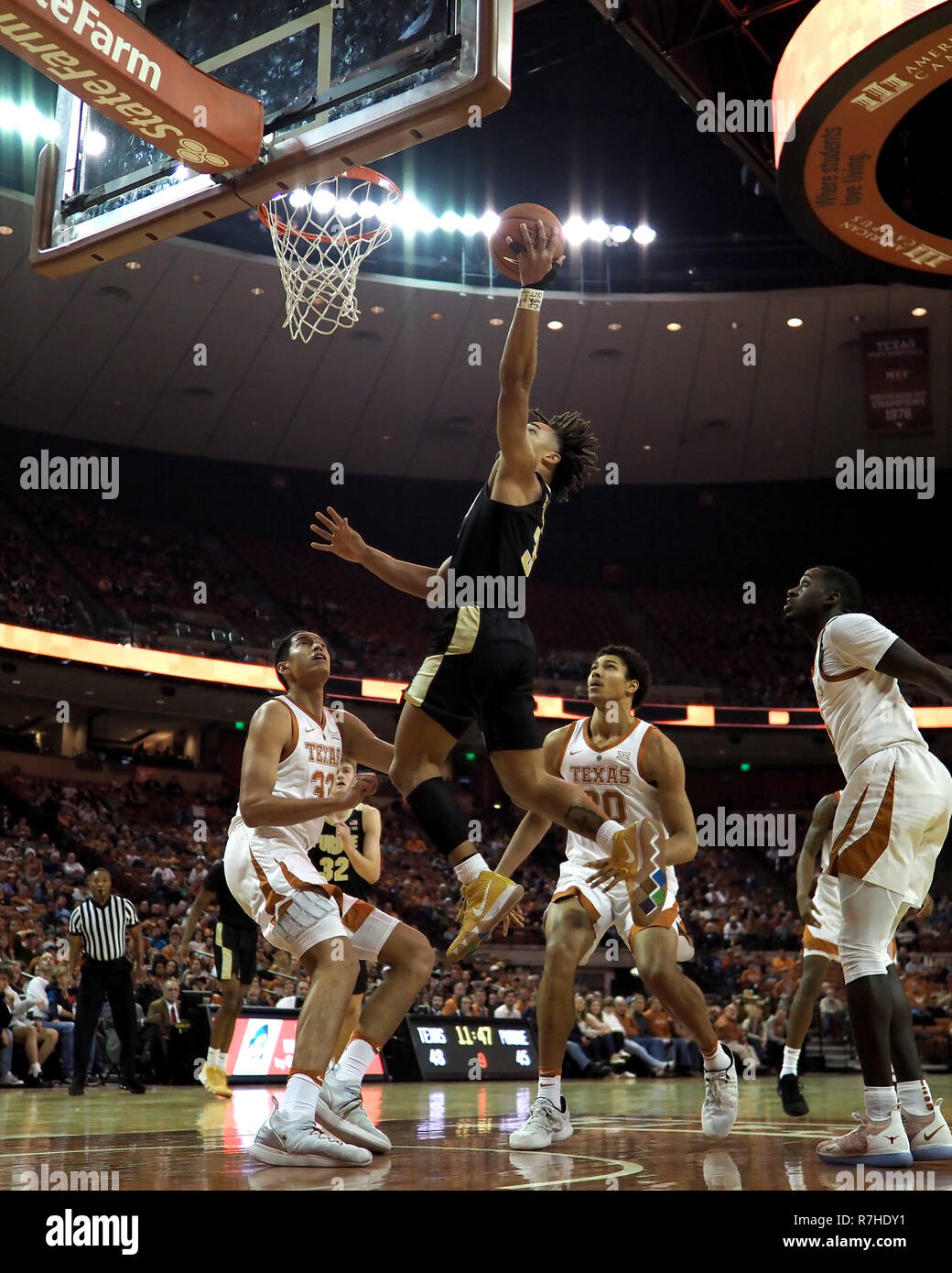 Austin, Texas, USA. 9th Dec 2018. Carsen Edwards #3 of the Purdue Boilermakers in action vs the Texas Longhorns at the Frank Erwin Center in Austin Texas. Texas defeats Purdue 72-68.Robert Backman/Cal Sport Media. Credit: Cal Sport Media/Alamy Live News Stock Photo