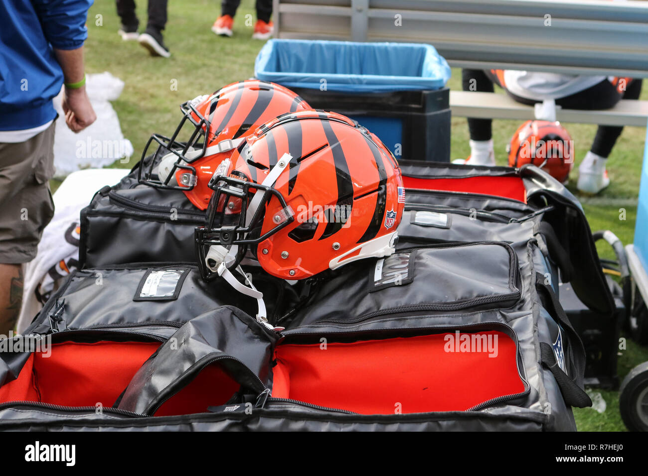 Carson, California, USA. 9th Dec 2018. Cincinnati Bengals cornerback  Davontae Harris #35 before the Cincinnati Bengals vs Los Angeles Chargers  at Stubhub Center in Carson, Ca on Carson, California, USA. 9th Dec