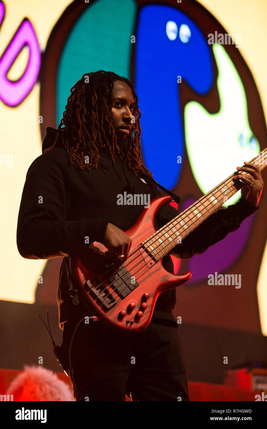 Toronto Canada 09th December 2018 The Internet Bassist Patrick Paige Ii Performs At Rebel Nightclub Credit Topconcertphoto Alamy Live News Stock Photo Alamy Toronto Canada 09th December 2018 The Internet Bassist Patrick Paige Ii Performs At Rebel Nightclub Credit Topconcertphoto Alamy Live News Stock Photo Alamy