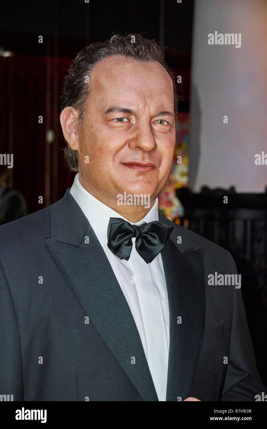 Tom hanks waxwork figure hi-res stock photography and images - Alamy