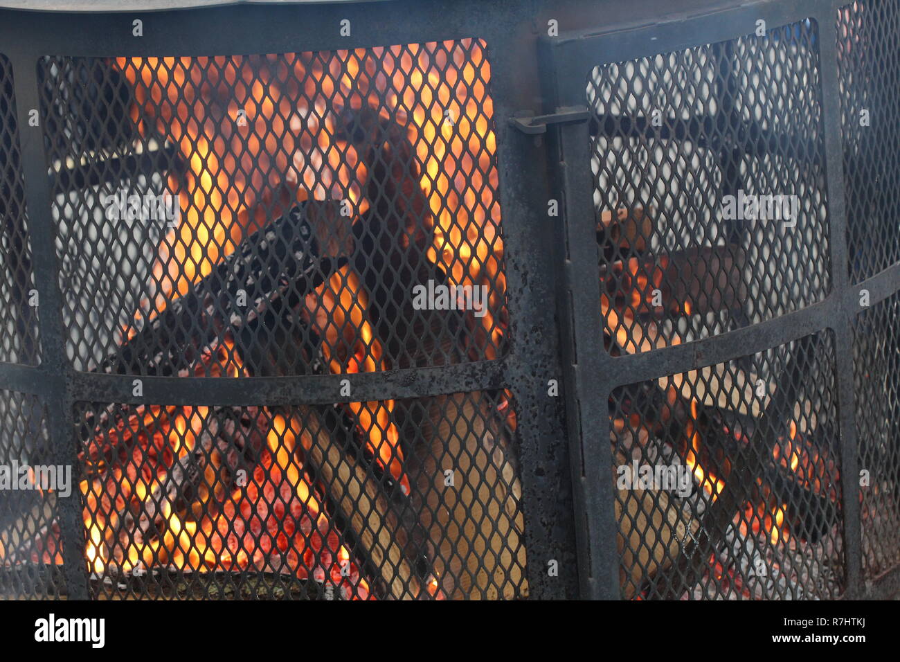 Feu de bois / Wood fire Stock Photo