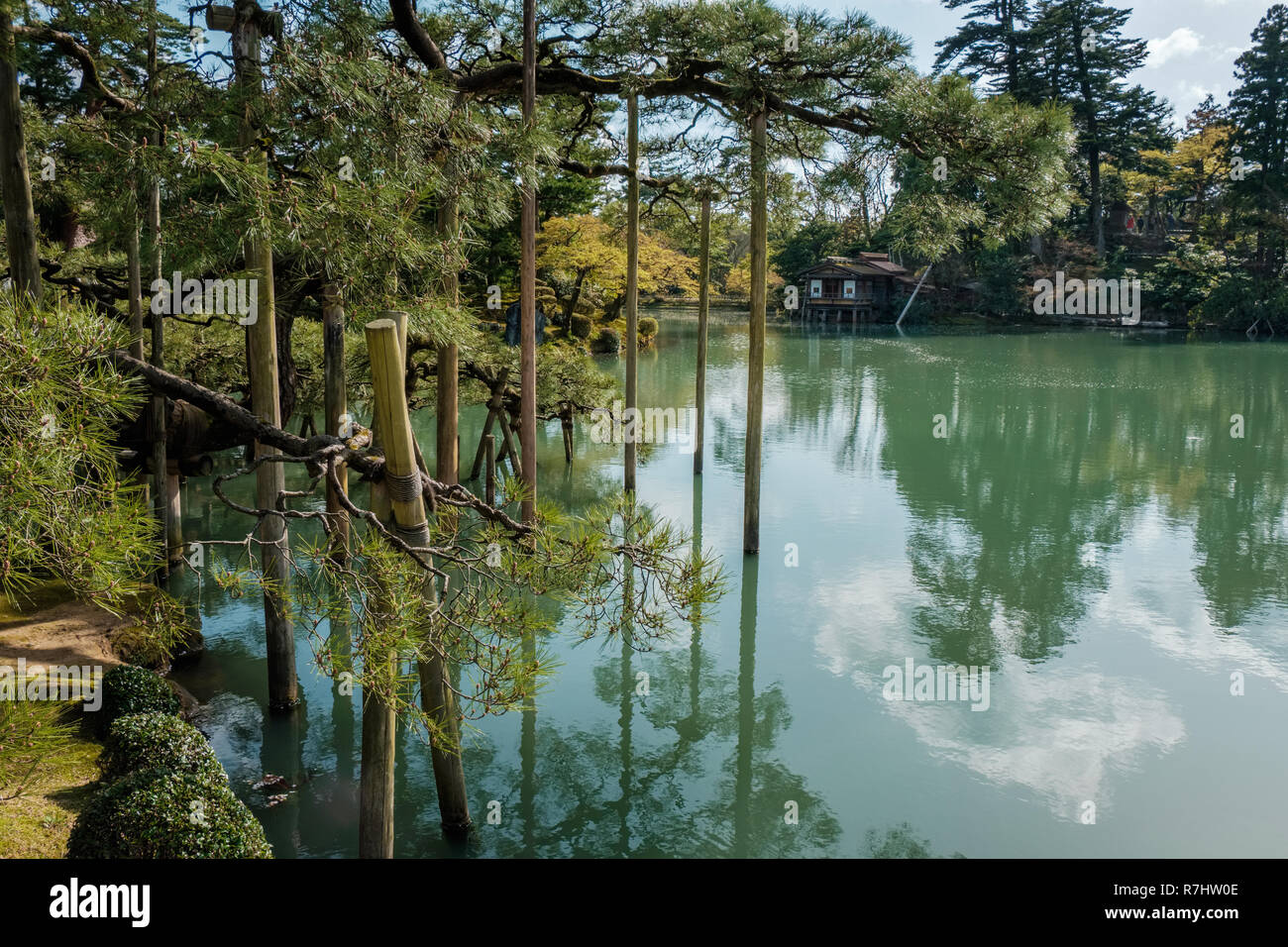 Landscape Around Kenrokuen Garden One Of The Most Beautiful Landscape ...