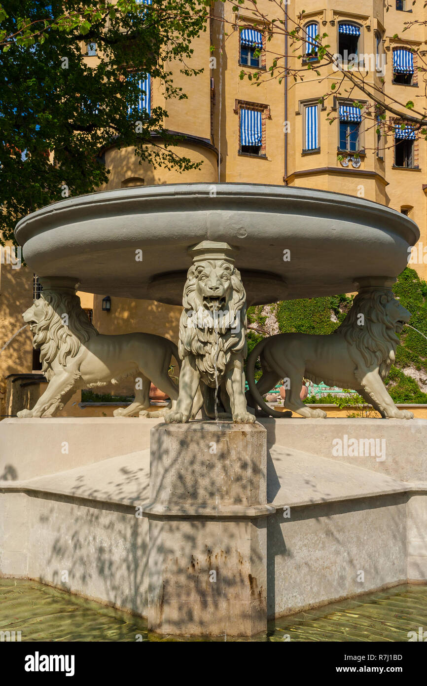famous-statues-in-germany-hi-res-stock-photography-and-images-alamy