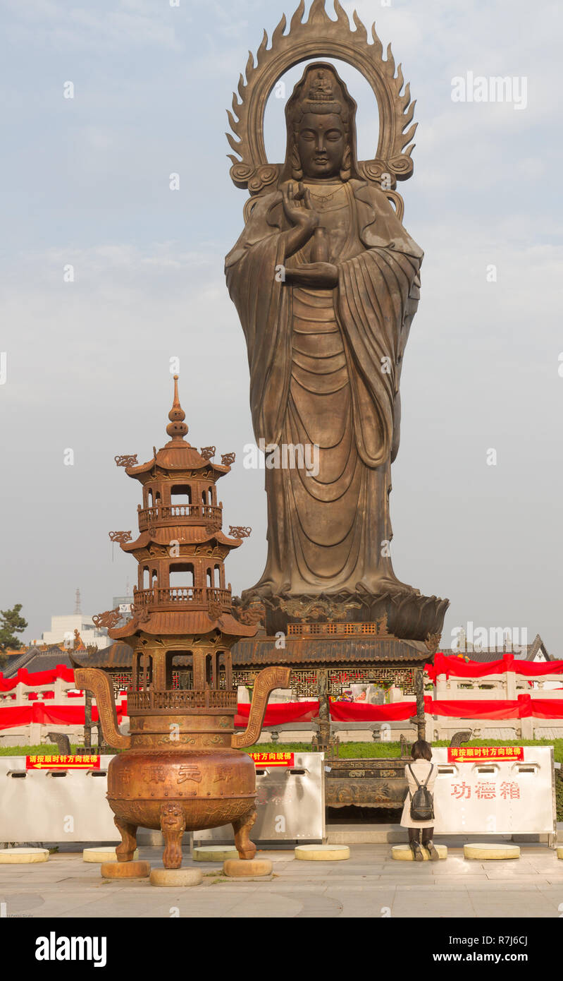 Page 3 Buddha Avalokitesvara High Resolution Stock Photography And Images Alamy