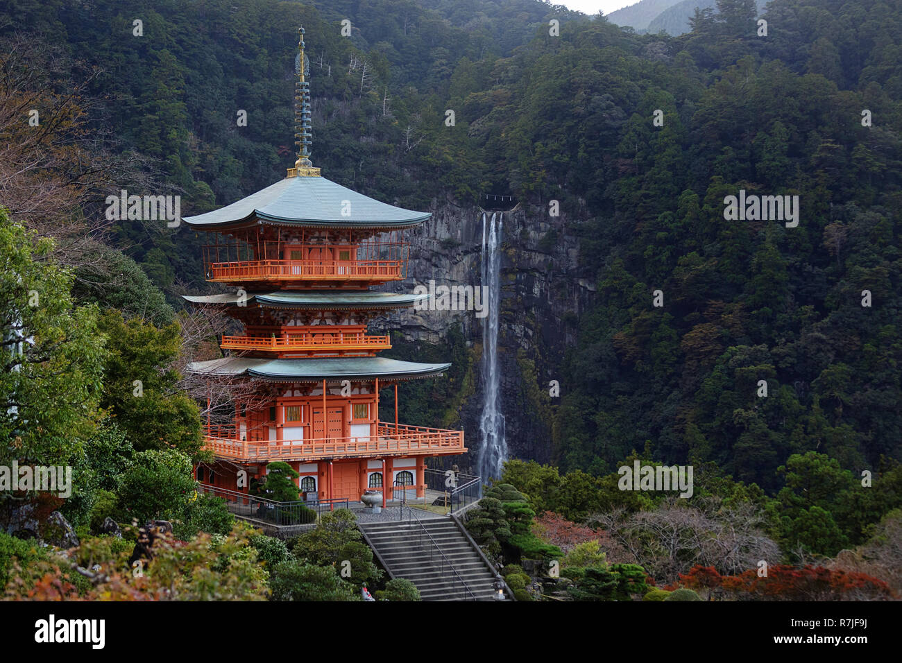Nachisan Seiganto-ji pagoda at Kumano Nachi Shrine with Nachi Falls in the background, Wakayama, Japan, Asia Stock Photo