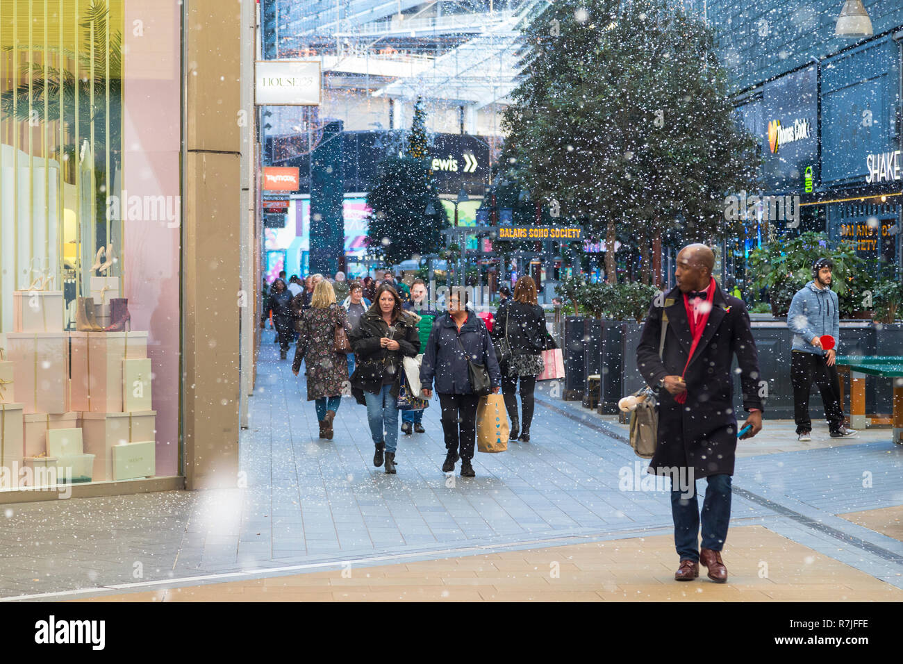 Westfield london christmas hires stock photography and images Alamy