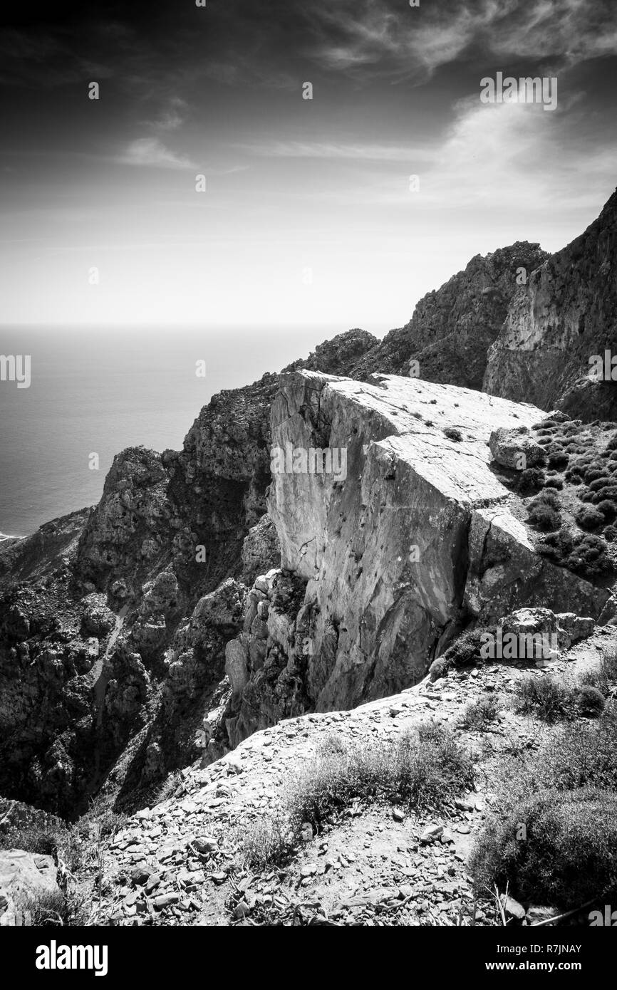 Rocky ocean cliff Black and White Stock Photos & Images - Alamy
