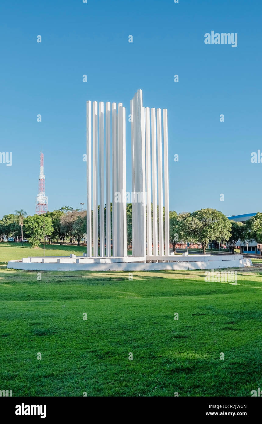 Campo Grande - MS, Brazil - December 08, 2018: Monument in front of the  Universidade Federal de Mato Grosso do Sul university. Paliteiro da UFMS  Stock Photo - Alamy
