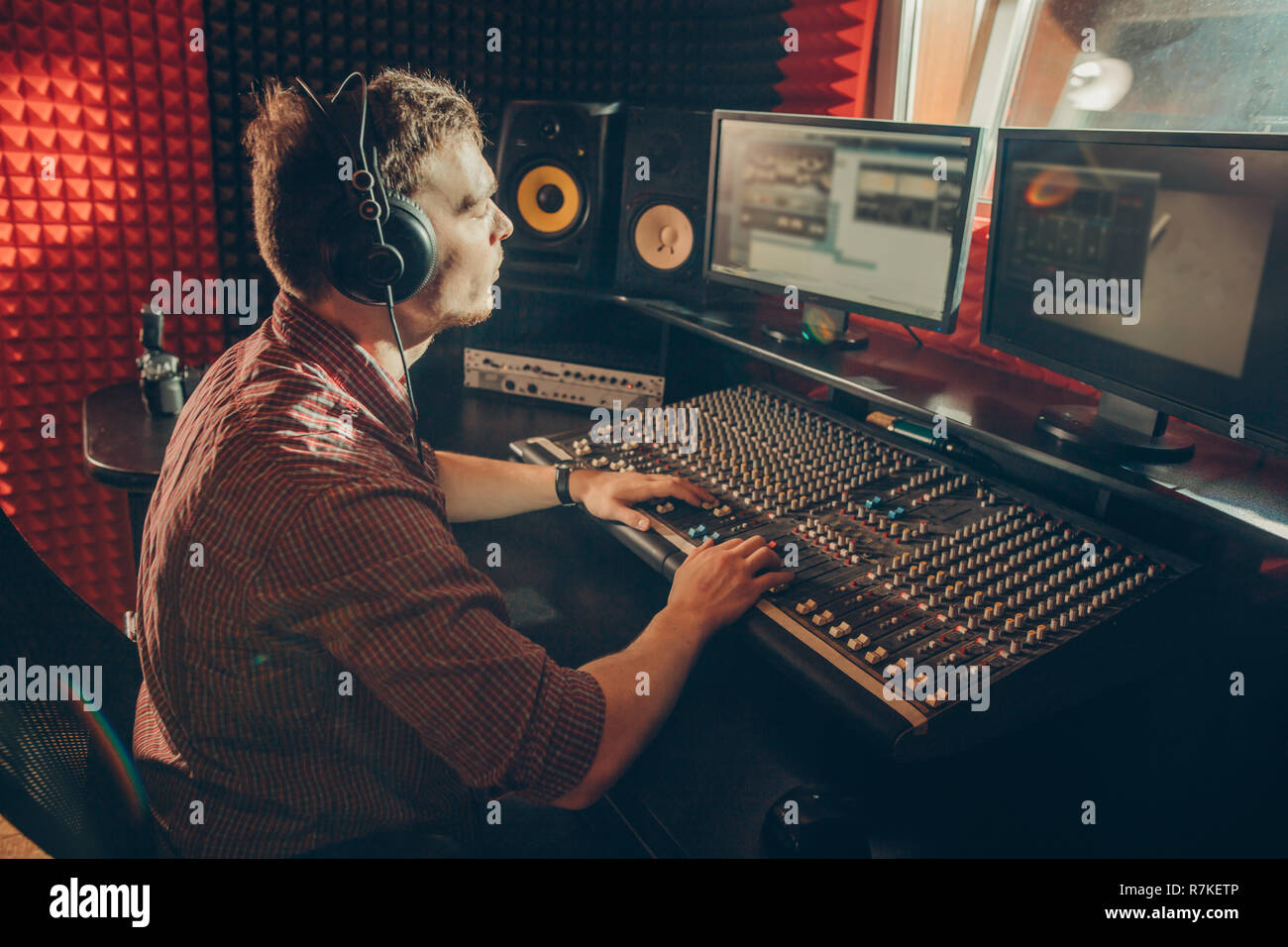 professional talented sound mixer operator Stock Photo Alamy