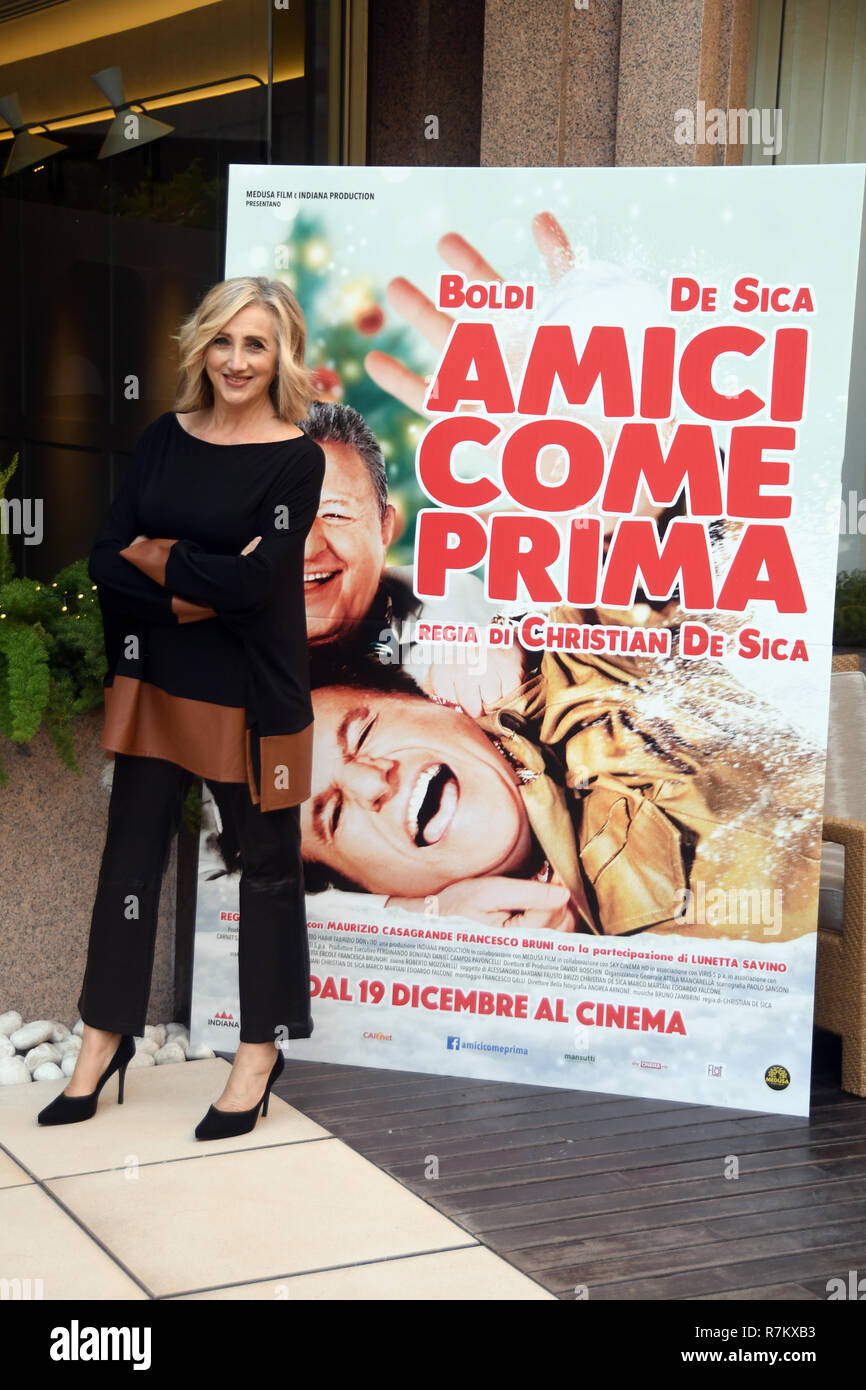 Rome, Italy. 10th Dec 2018. Hotel le Meridienne Visconti - Presentation film AMICI COME PRIMA Lunetta Savino in the role of Carla Proietti Credit: Giuseppe Andidero Credit: Giuseppe Andidero/Alamy Live News Stock Photo