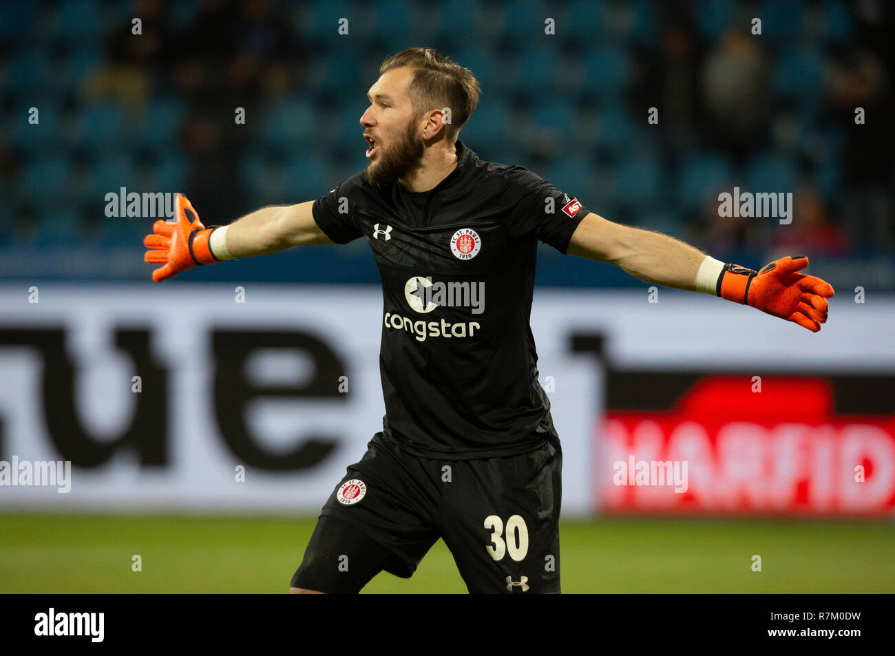 Robin himmelmann fc st pauli hi-res stock photography and images - Alamy
