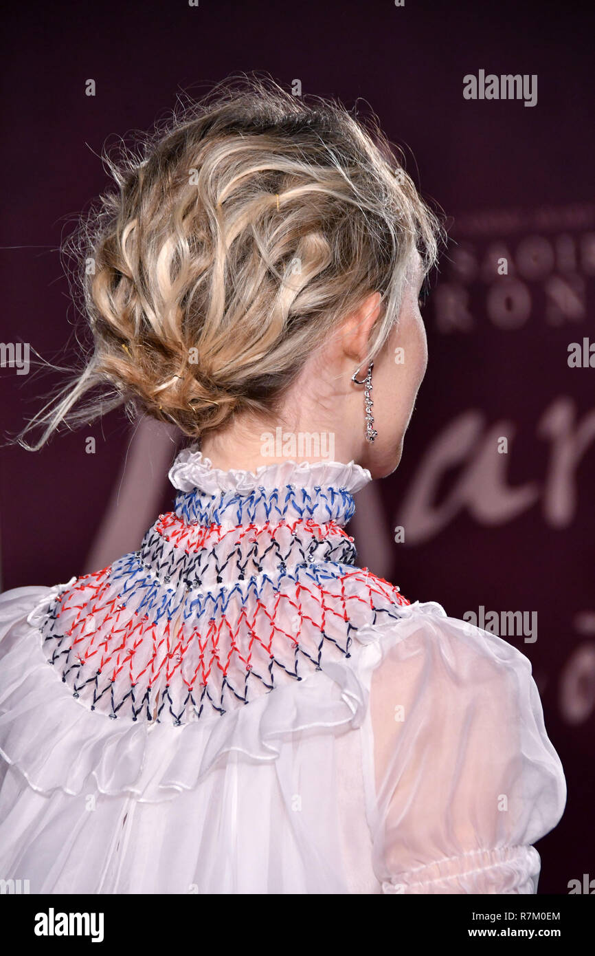 London, UK. 10th Dec 2018. Premiere of historical re-telling of Mary ...