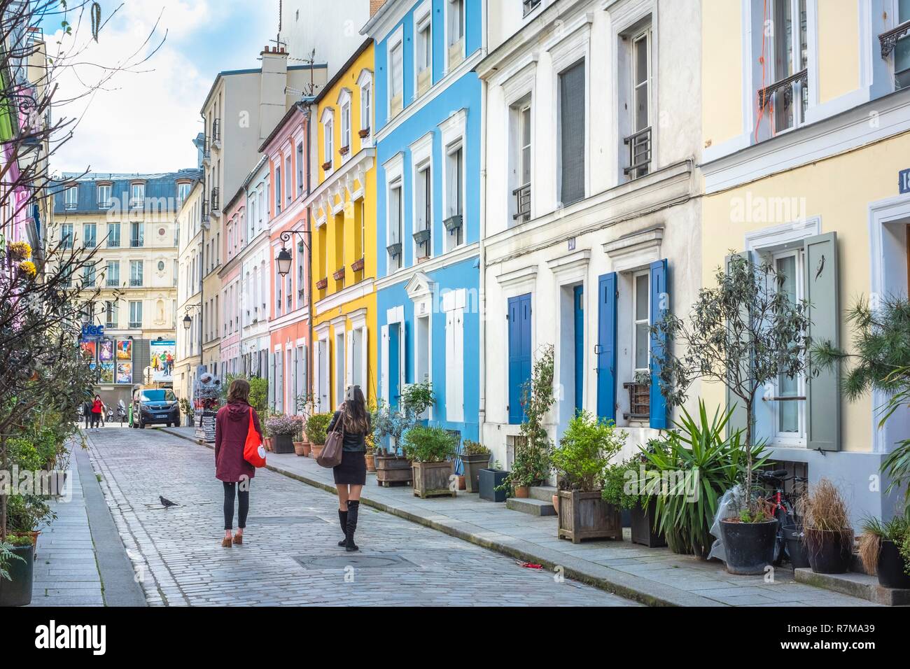 France, Paris, Quinze-Vingts district, rue Cremieux is a pedestrian and paved street, lined with small pavilions with colorful facades Stock Photo