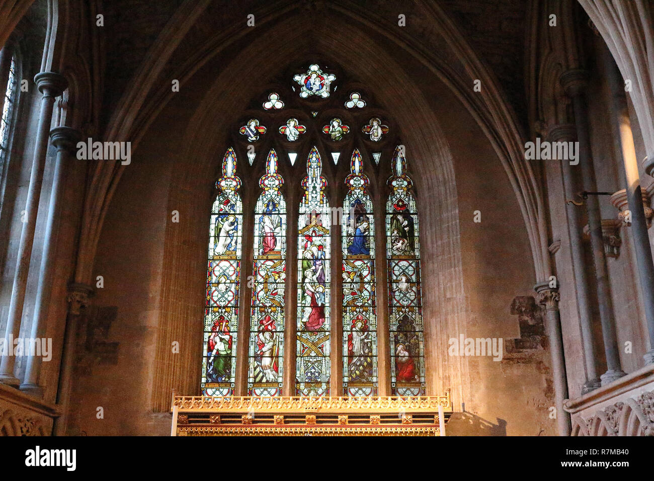 Gothic pointed arch hires stock photography and images Alamy
