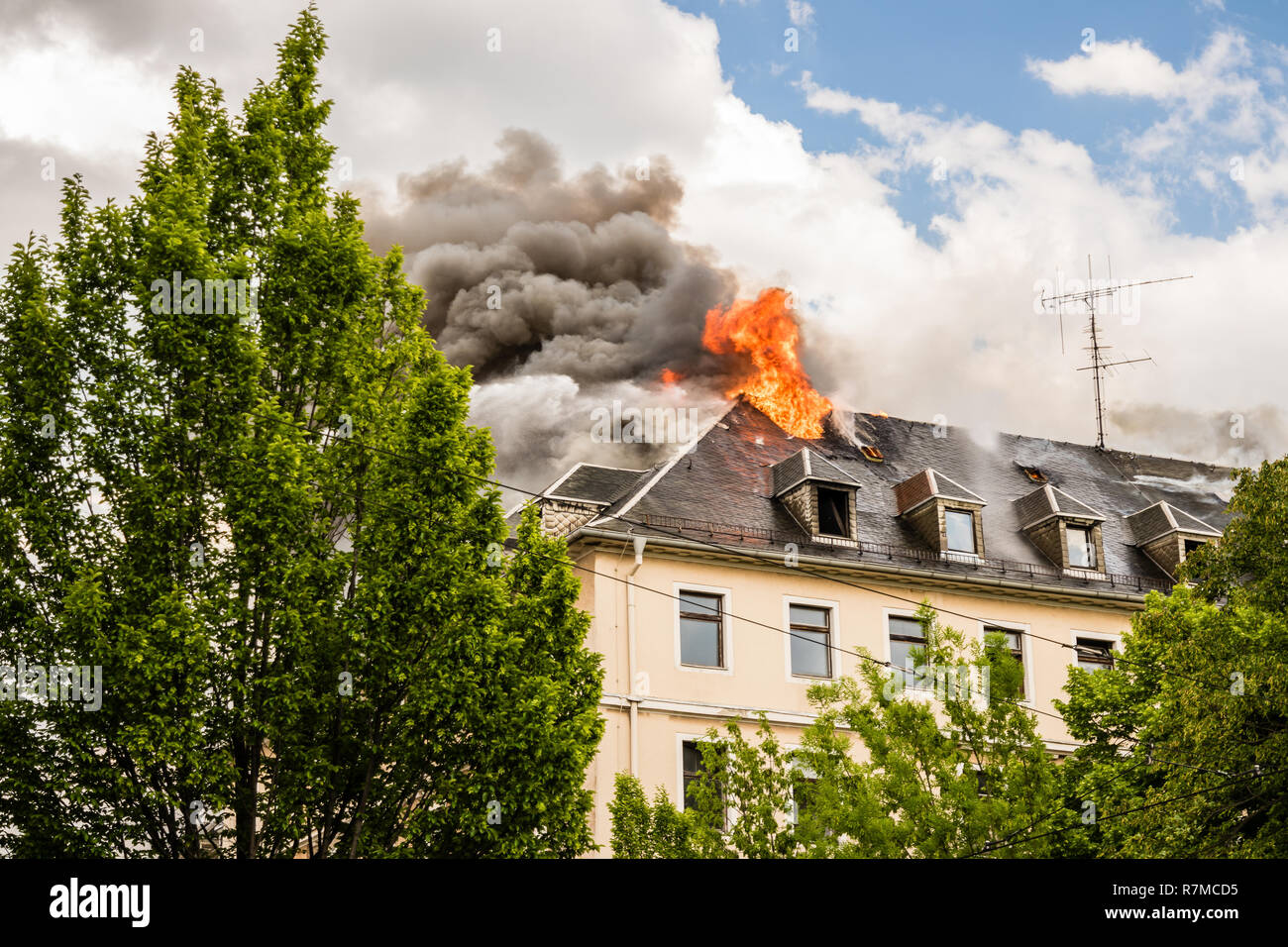 burning house fire Stock Photo