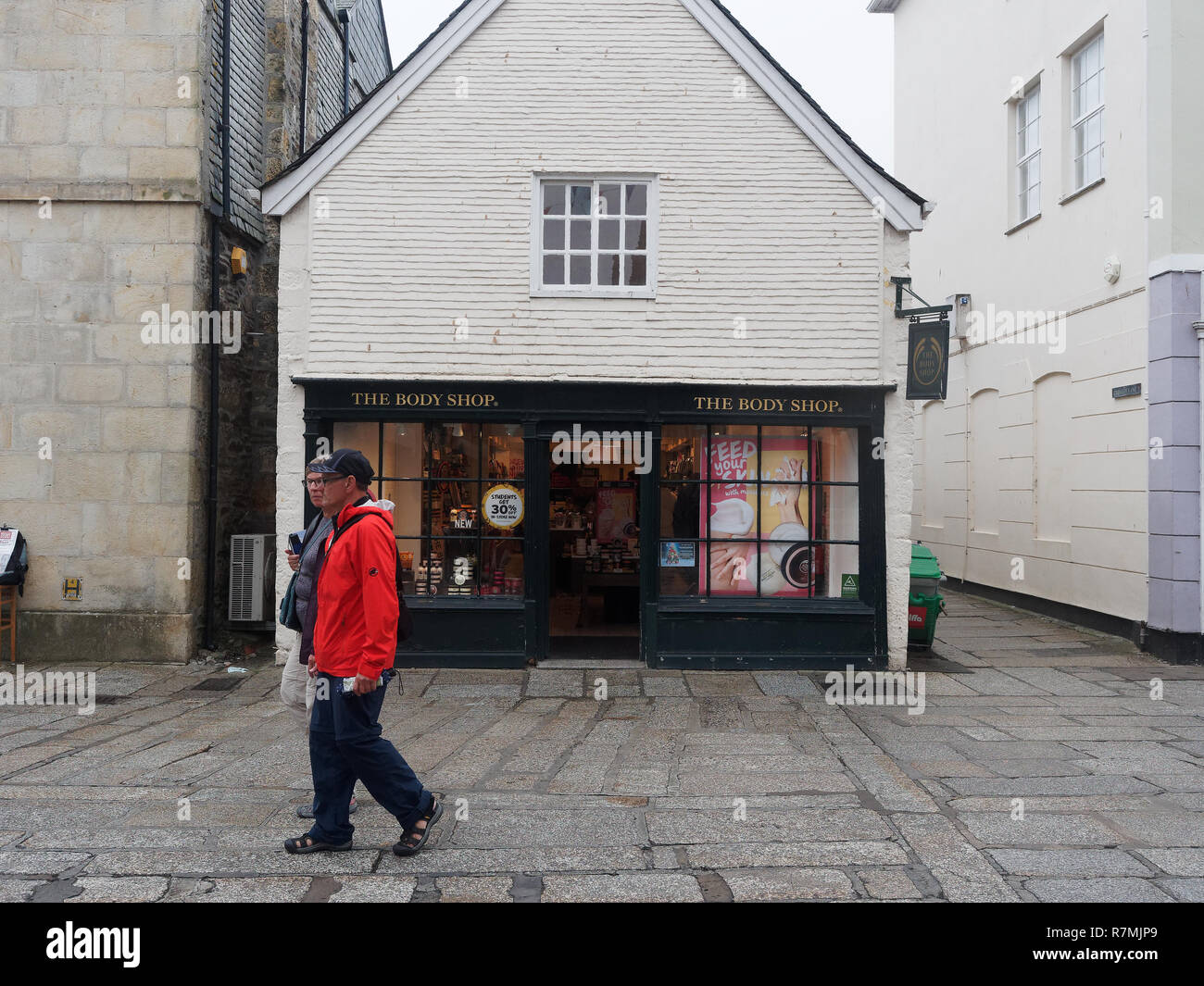 High Street Brands and shoppers Truro Cornwall, 2018  Robert Taylor/Alamy Live News. Truro, Cornwall, UK. Stock Photo