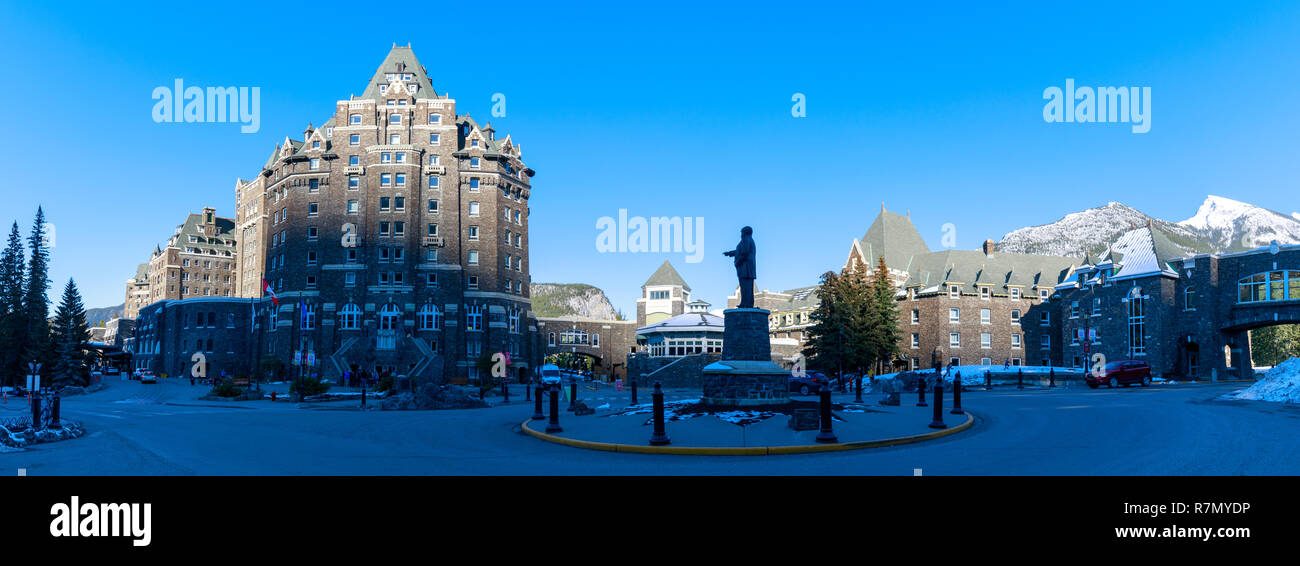 Alberta, Canada - October 7, 2018 : Building of Banff Fairmont Springs ...