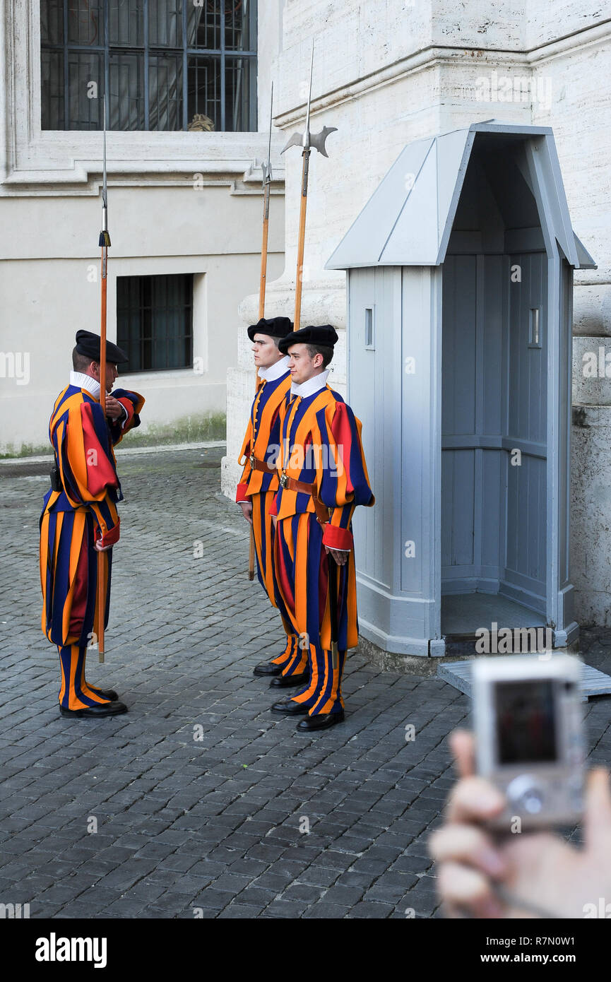 Swiss guard arco delle campane hires stock photography and images Alamy