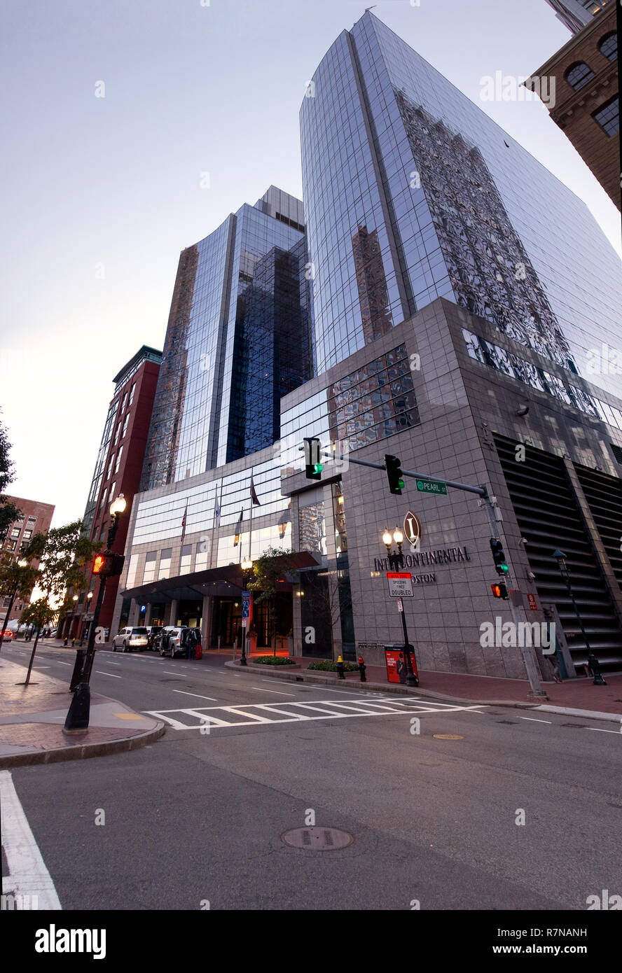 Ma 02210 hi-res stock photography and images - Alamy