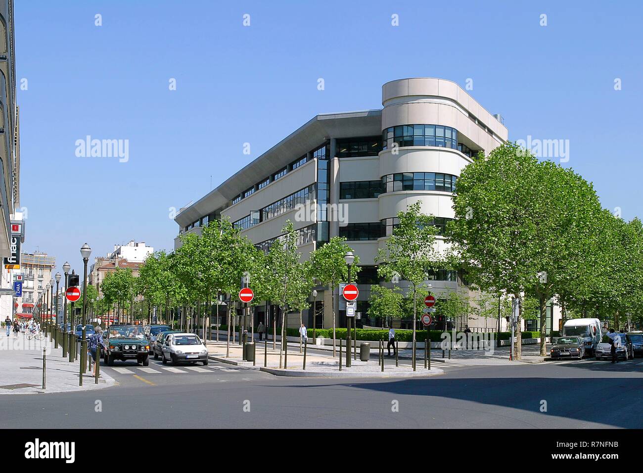 France, Hauts de Seine, Boulogne Billancourt, Rue Gallieni, Landowski  museum Stock Photo - Alamy