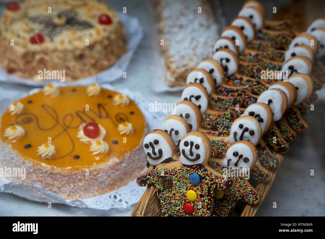 Spain, Basque country, San Sebastian, Cookie carnival behind the window ...