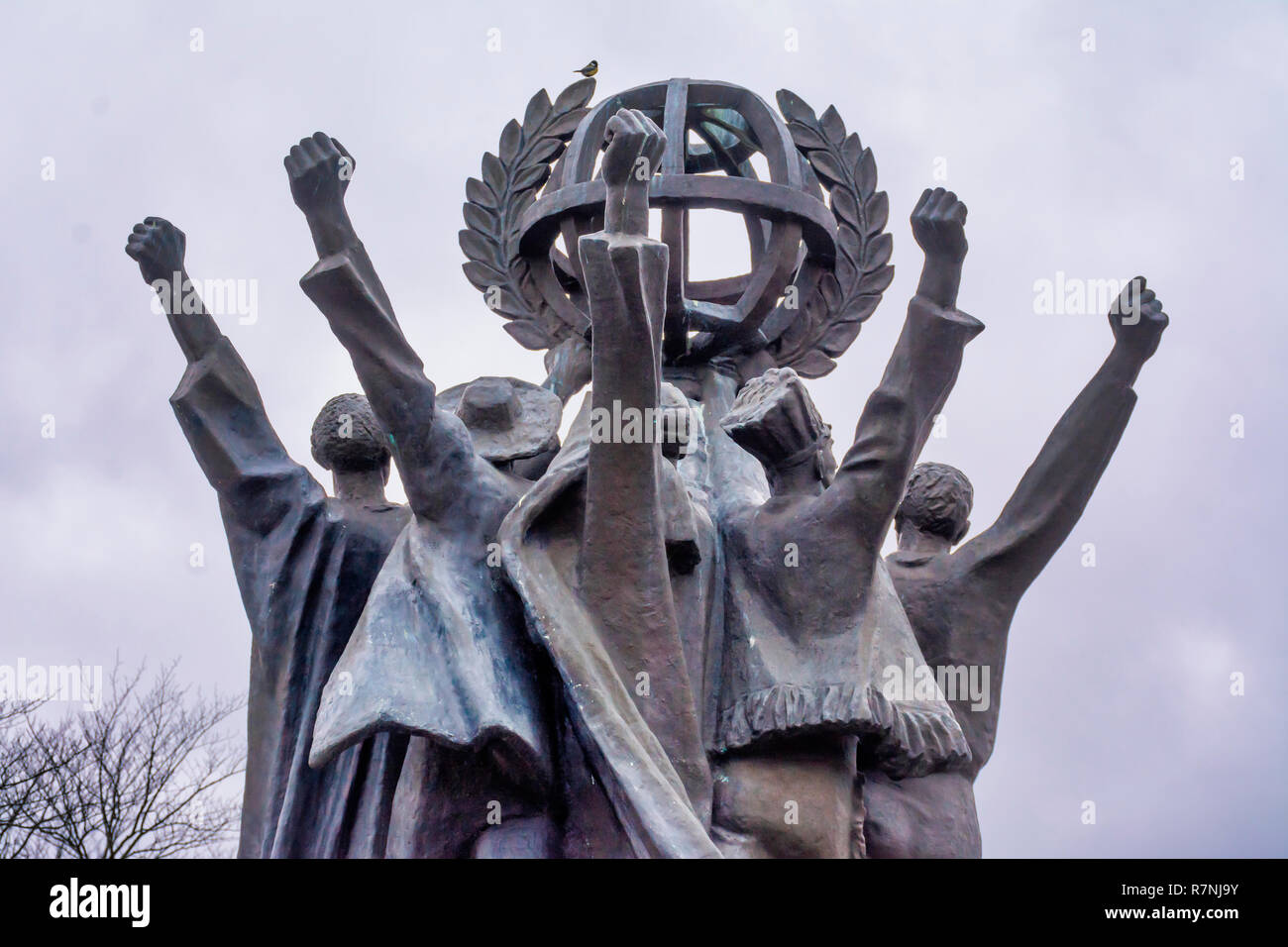 World Peace Statue Stock Photos & World Peace Statue Stock Images Alamy