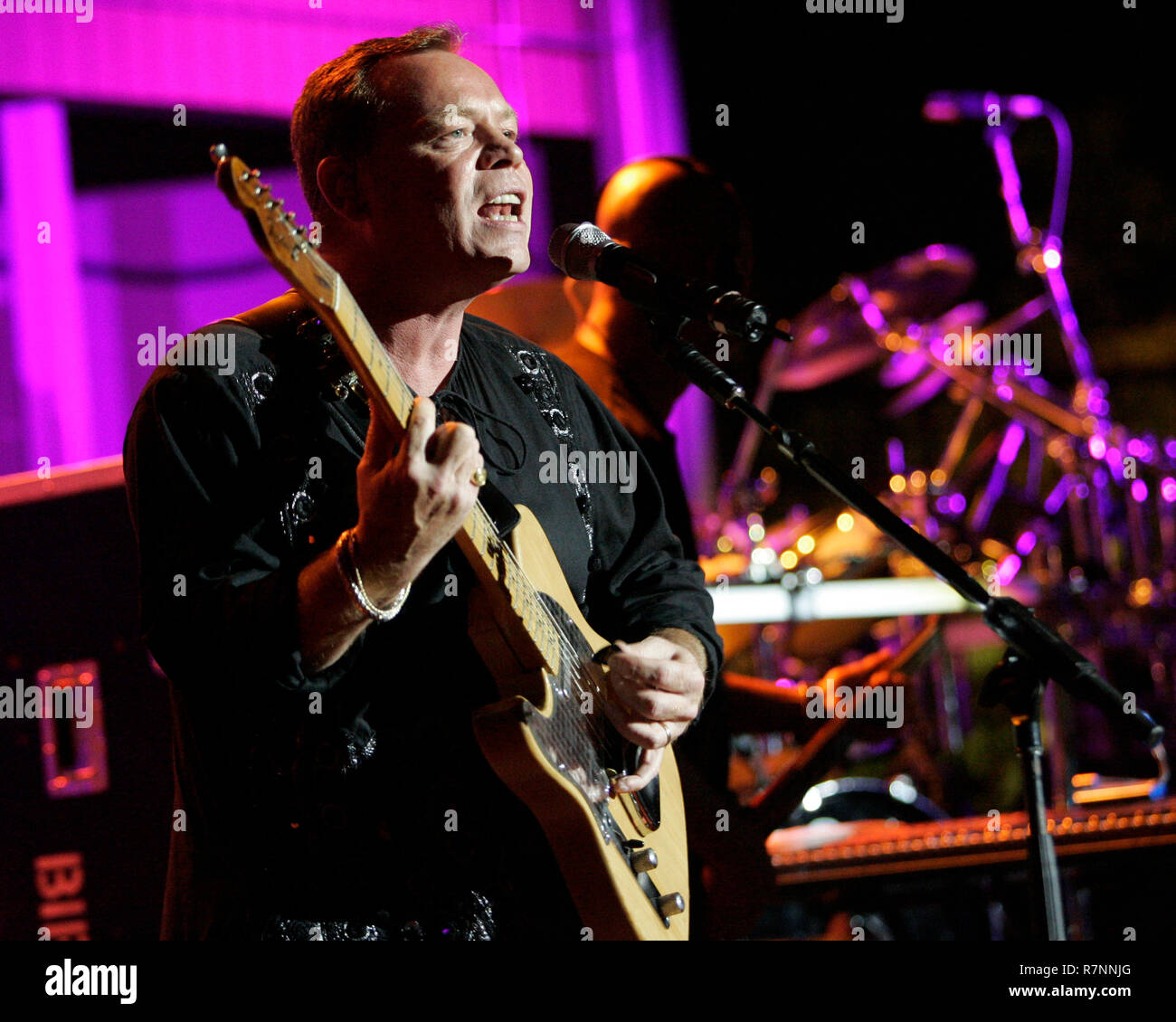 Ali campbell hi-res stock photography and images - Alamy